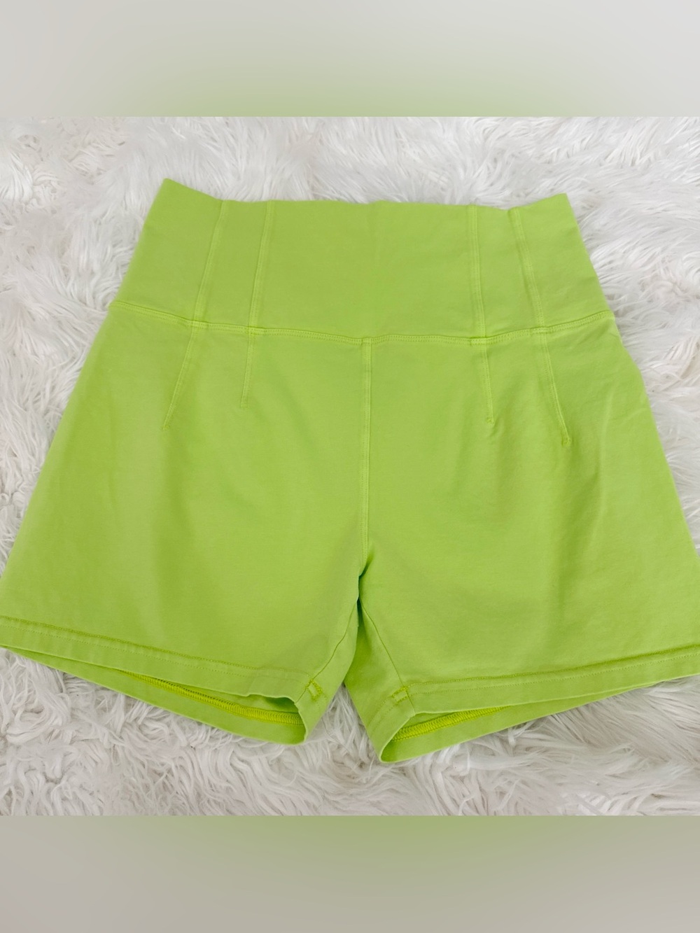 aerie High-Waist Bike Shorts - Lime